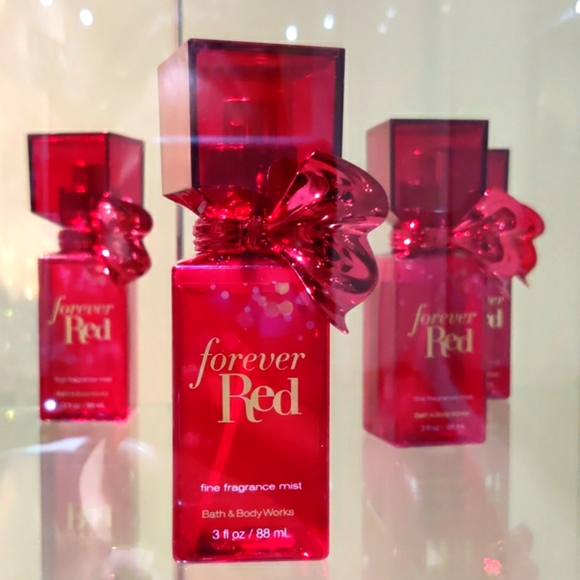 New! Forever Red Fragrance Mist (Qty 1)